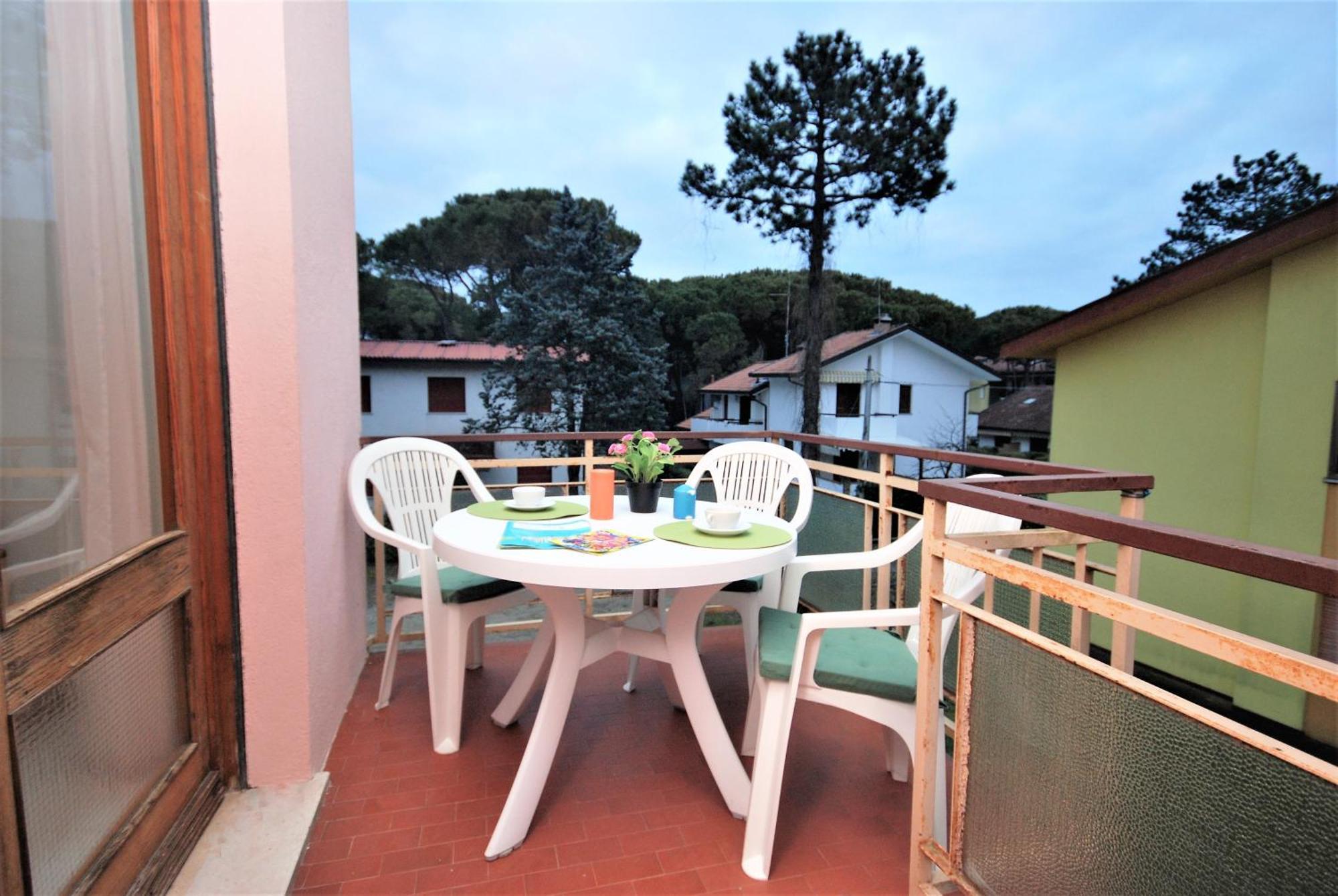 Appartamenti Lara Lignano Sabbiadoro Exterior photo
